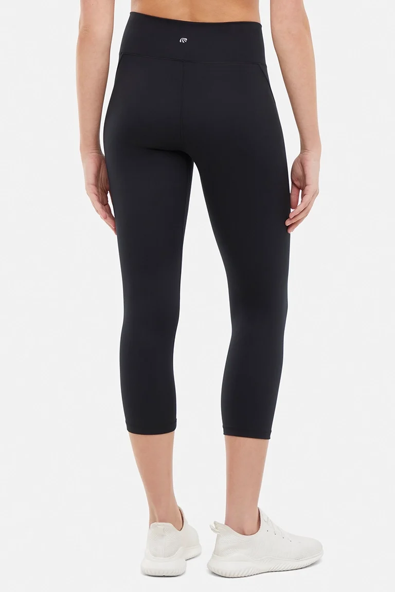 Aylani Capri Legging - Image 21